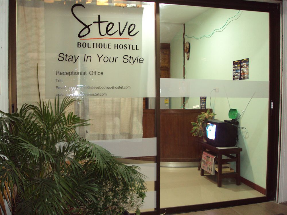 Steve Lady Hostel Bangkok Exterior photo